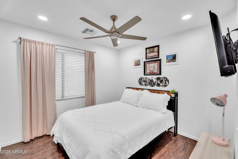 24-web-or-mls-Yeager-24