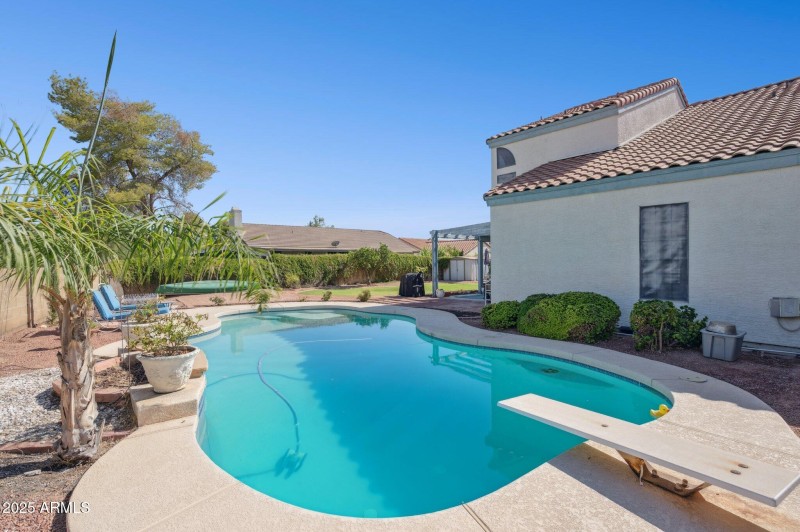39-web-or-mls-2601-w-upland-dr