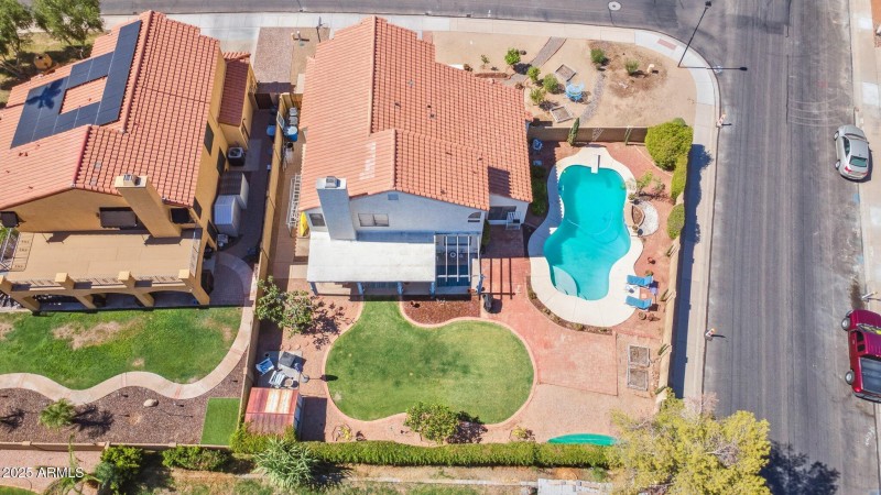 45-web-or-mls-2601-w-upland-dr