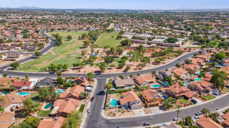 49-web-or-mls-2601-w-upland-dr