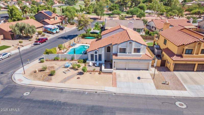 50-web-or-mls-2601-w-upland-dr