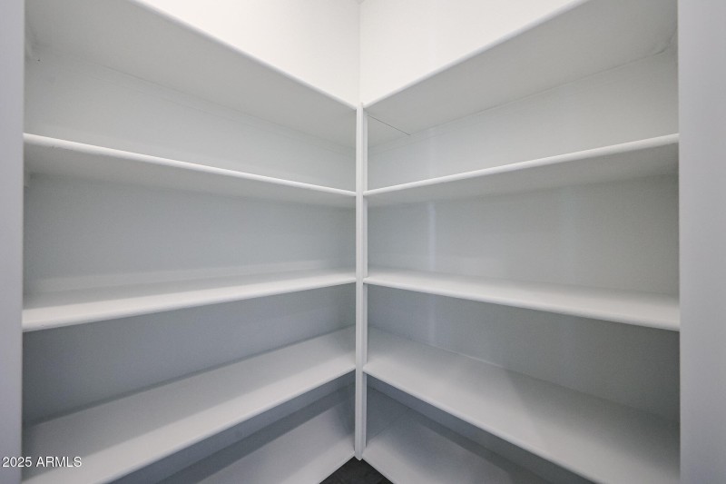 Walk in Pantry