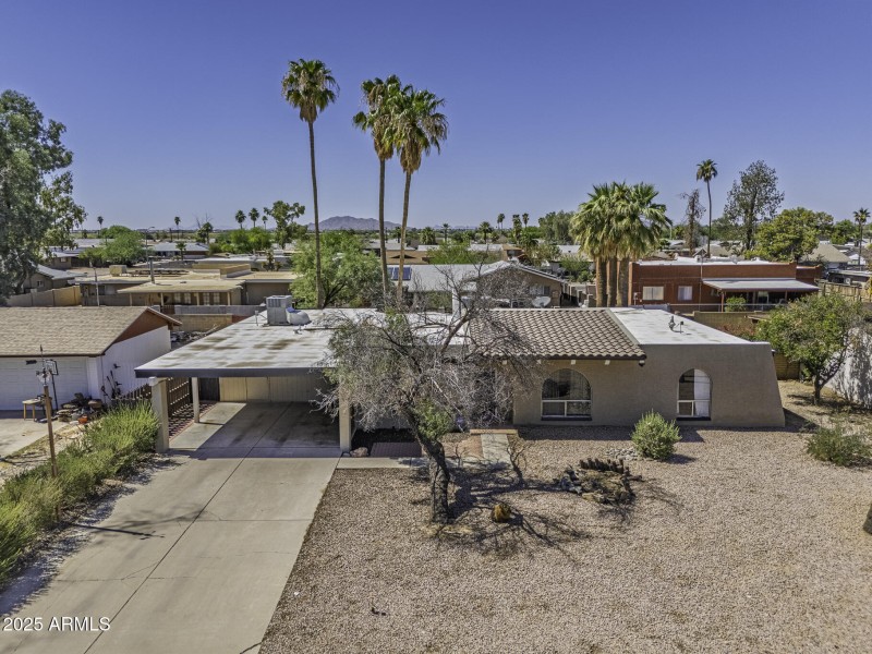 1219 E Avenida Ellena-36