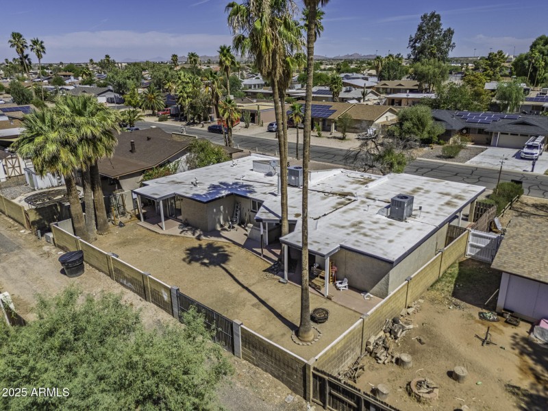 1219 E Avenida Ellena-41