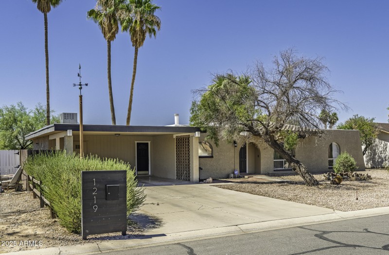 1219 E Avenida Ellena-1