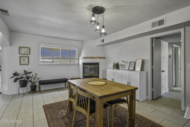 1219 E Avenida Ellena-12