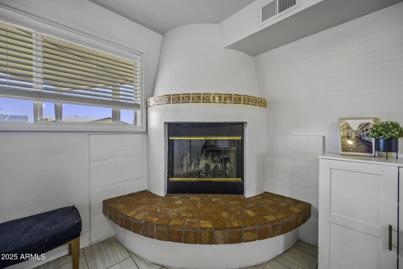 1219 E Avenida Ellena-13