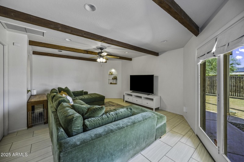 1219 E Avenida Ellena-15