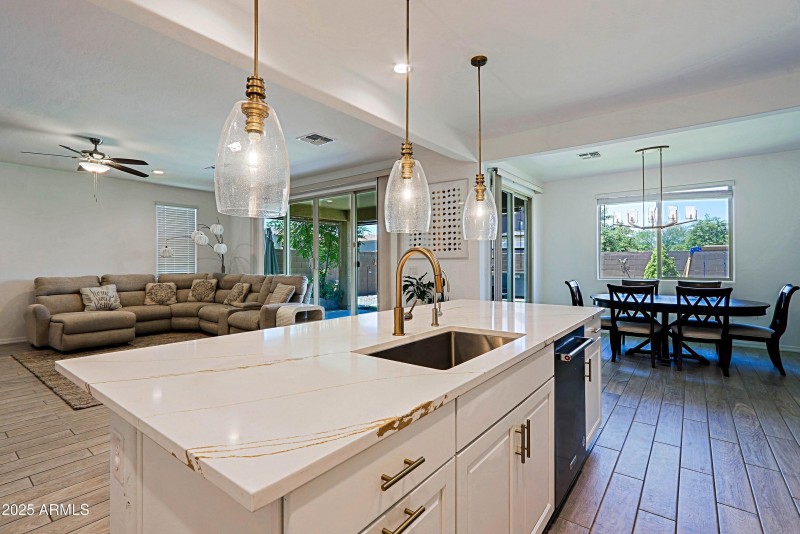 Kitchen 5