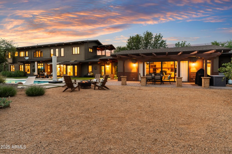 73-Backyard with Guest House