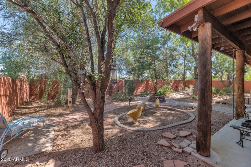 27324 N 219th Ave-large-032-035-27324 N