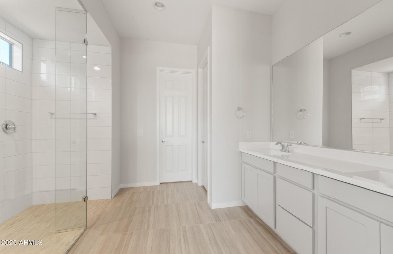 Owners Bath
