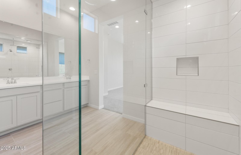 Owners Bath