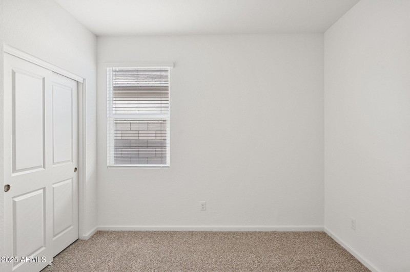 20-web-or-mls-25372-w-sunland-ave-lot-20