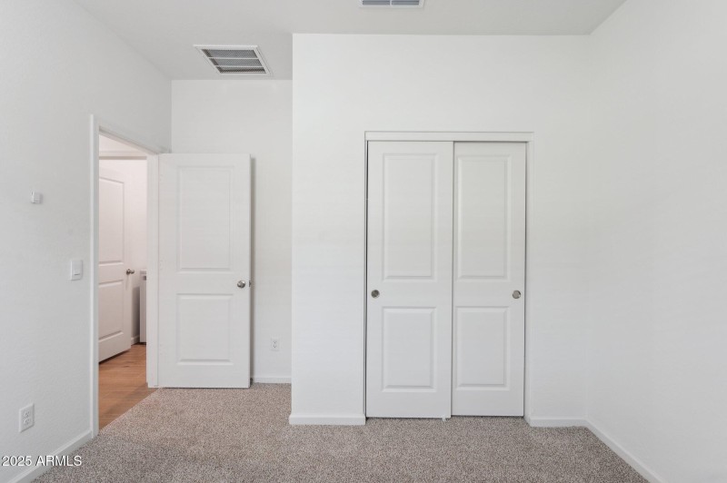 24-web-or-mls-25372-w-sunland-ave-lot-20