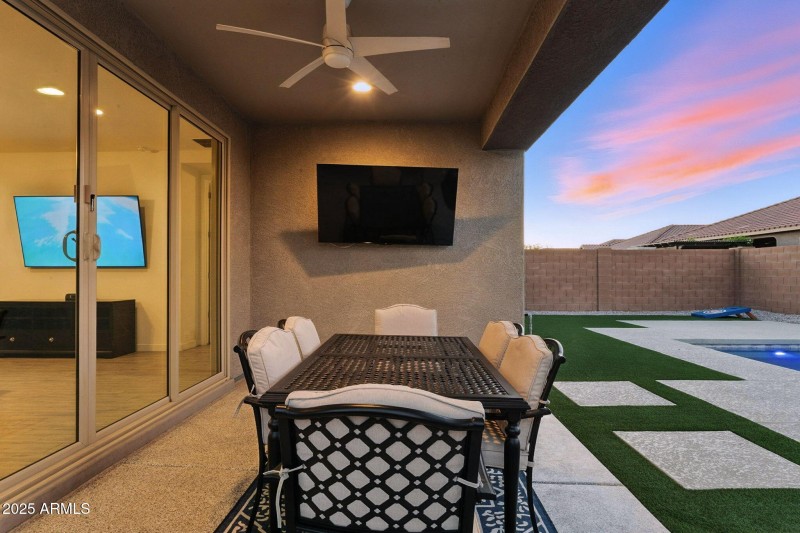 Covered Patio/ Backyard