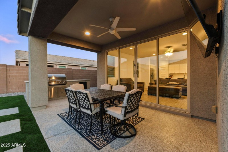Covered Patio/ Backyard