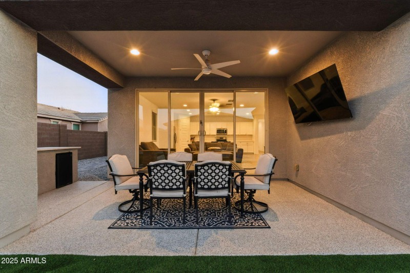 Covered Patio/ Backyard