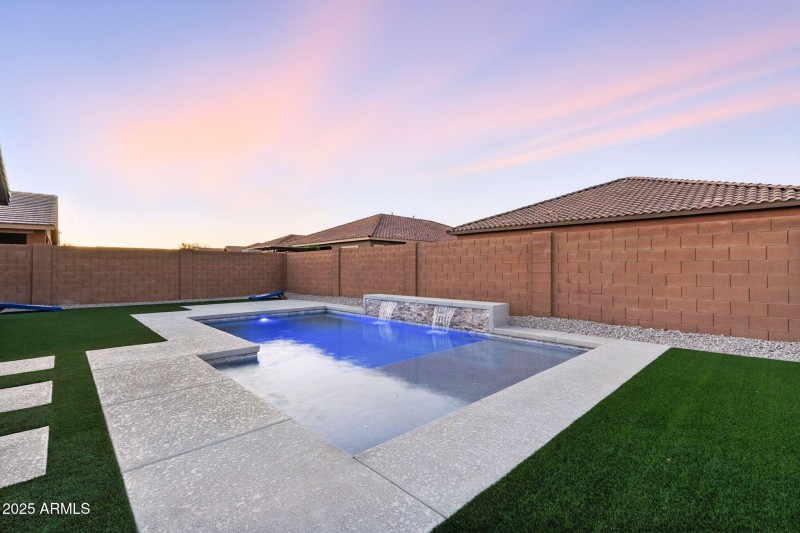 56-web-or-mls-Estrella-56