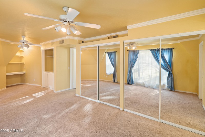 JL_10875EPearTreeDr-interiors-21