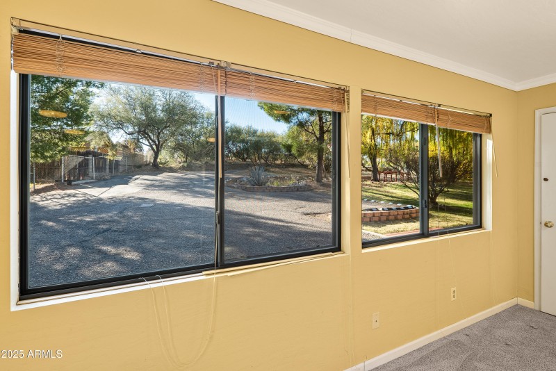JL_10875EPearTreeDr-interiors-03