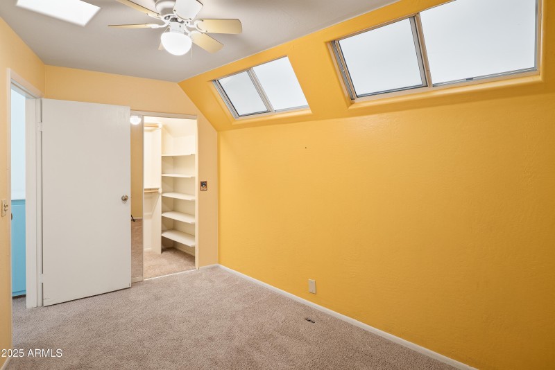 JL_10875EPearTreeDr-interiors-26