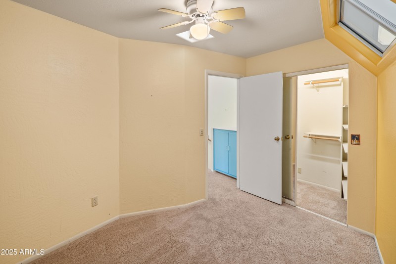 JL_10875EPearTreeDr-interiors-27