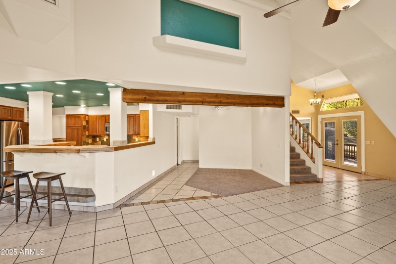 JL_10875EPearTreeDr-interiors-12