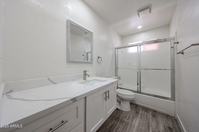 Bathroom #2