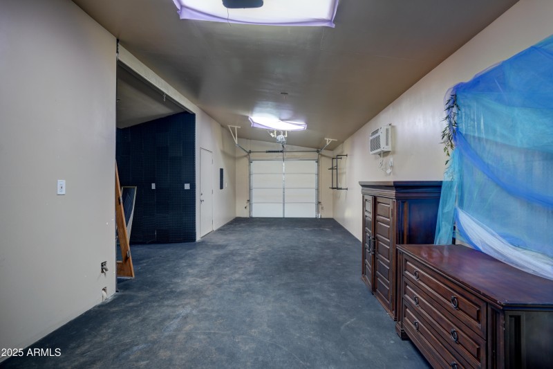 Garage 1
