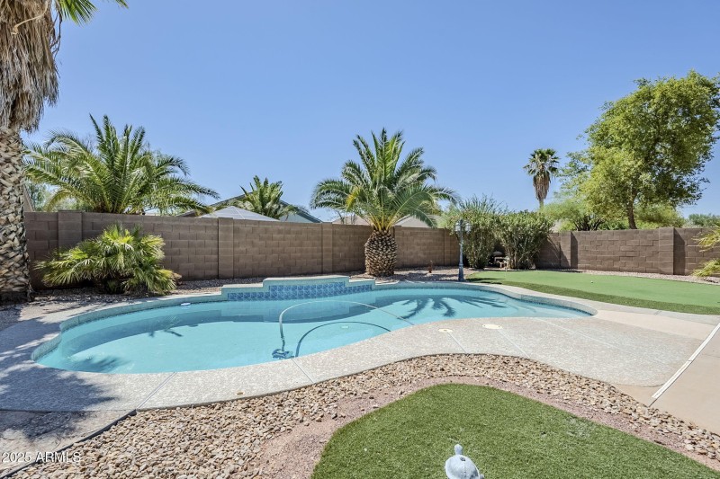 Pool 3