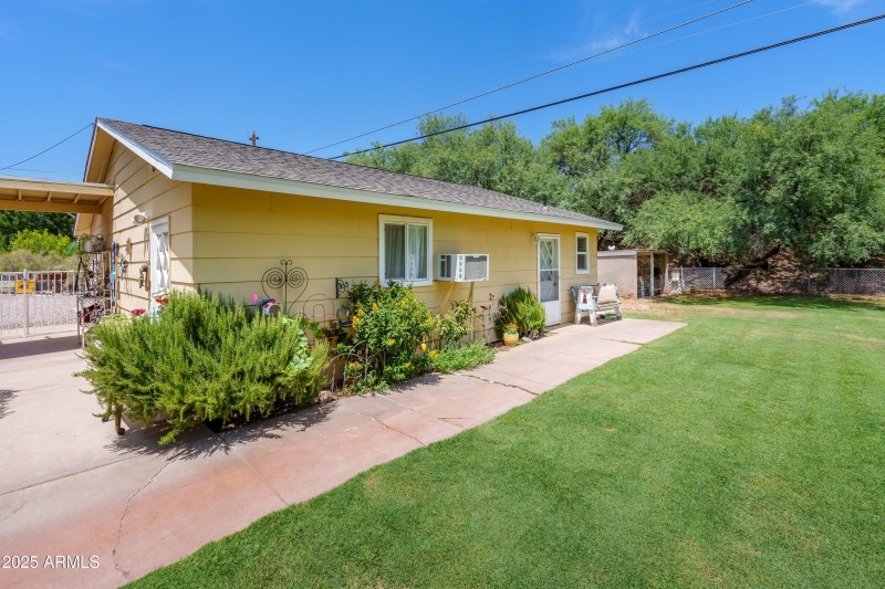 1205 S Brookside Dr Cornville AZ-16
