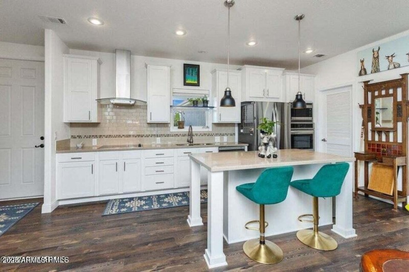 Kitchen 2