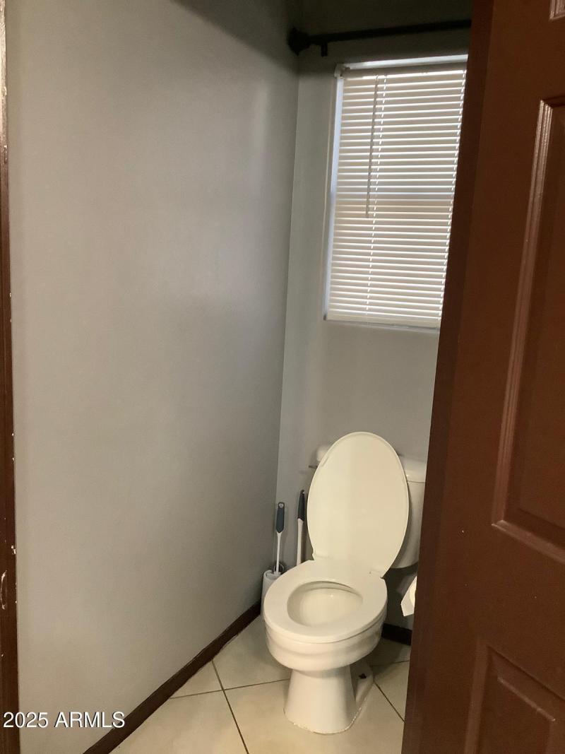 Private toilet
