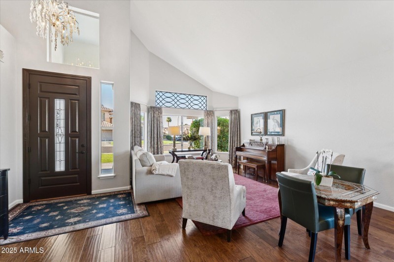 03-Living Room