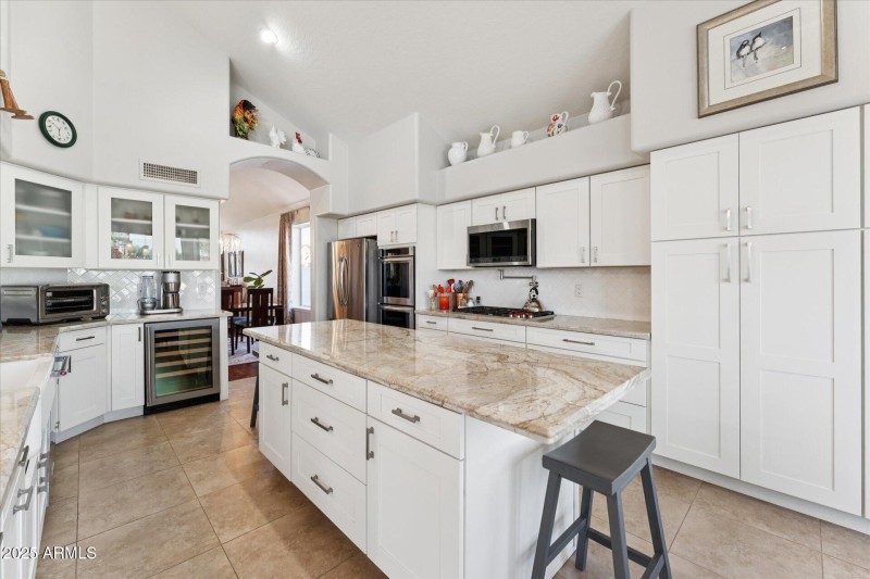 14-Kitchen