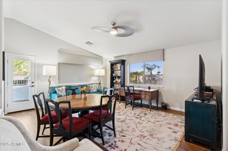 31-Upstairs Bonus Room