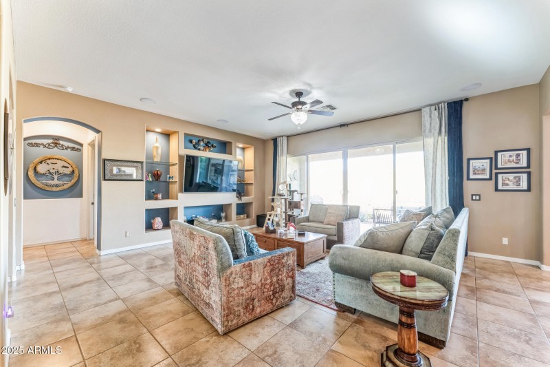 7848_W_Willow_Way_Florence_AZ_85132_USA-