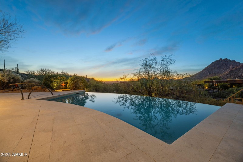 91-web-or-mls-11334-e-troon-vista-dr