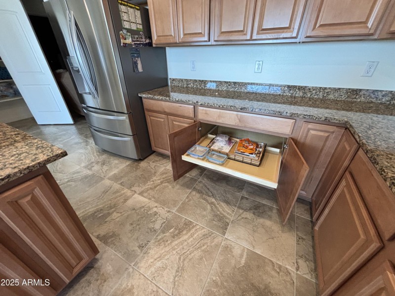 Pull out drawer
