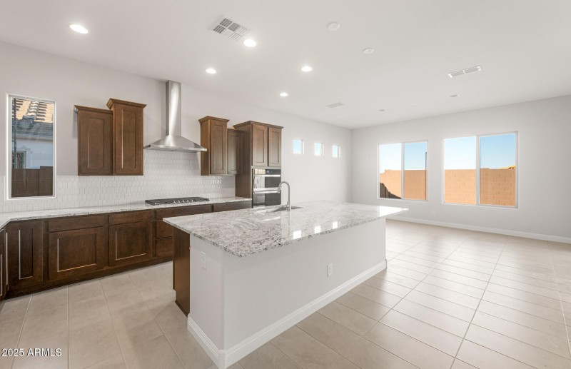 Kitchen/Cafe