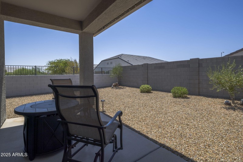 19-Private Spacious Yard