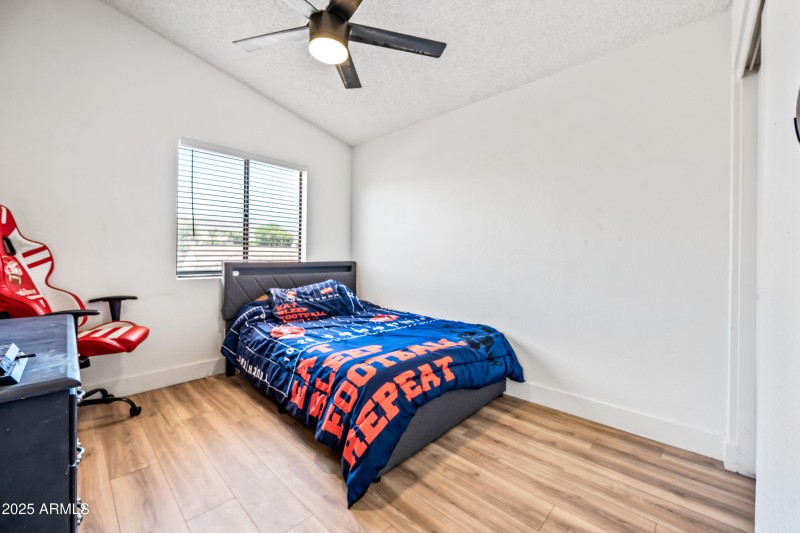 Secondary bedroom