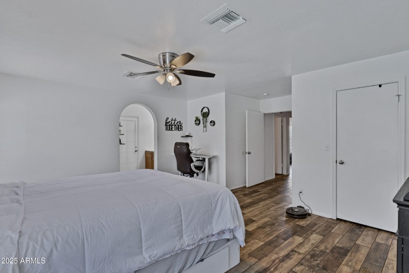 7157 W Cherry Hills Dr-24