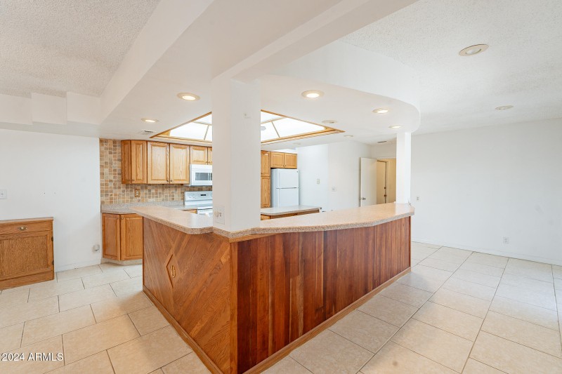 Open Kitchen