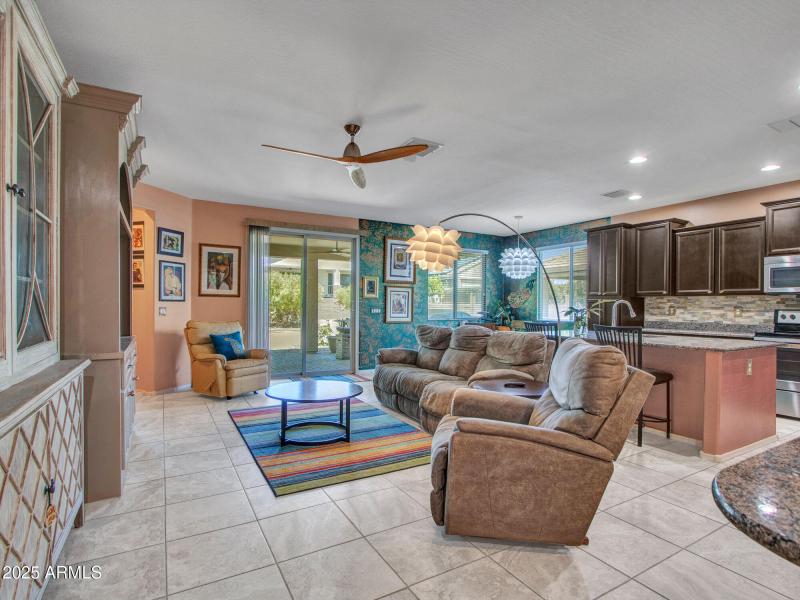 07-Living-room-(1)