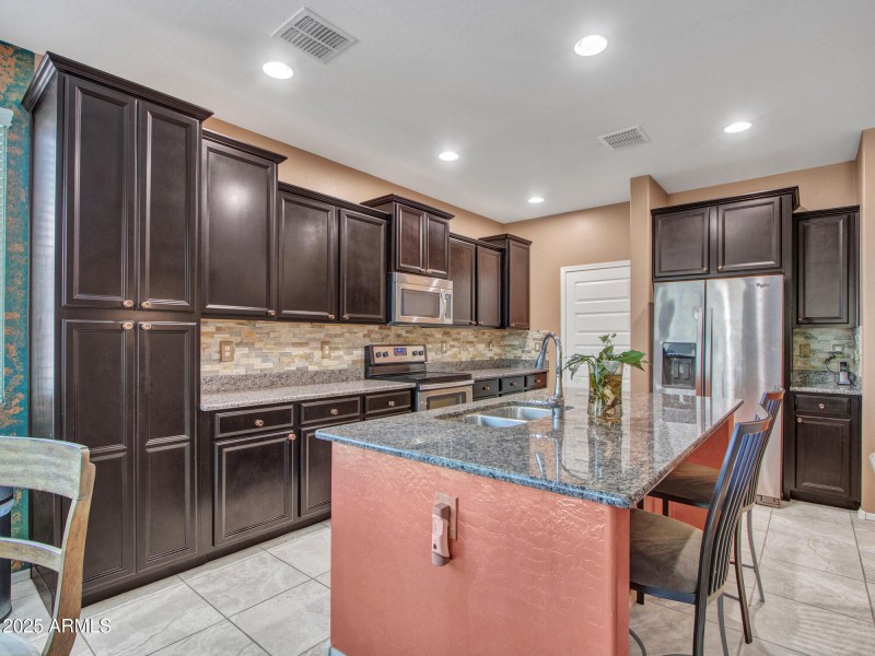 08-Kitchen-(3)