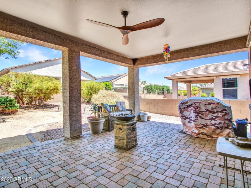 12-Backyard-(1)
