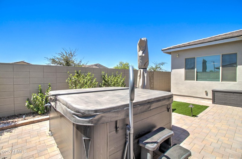 5057 N 185th Ave-17