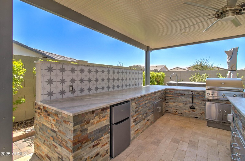 5057 N 185th Ave-25